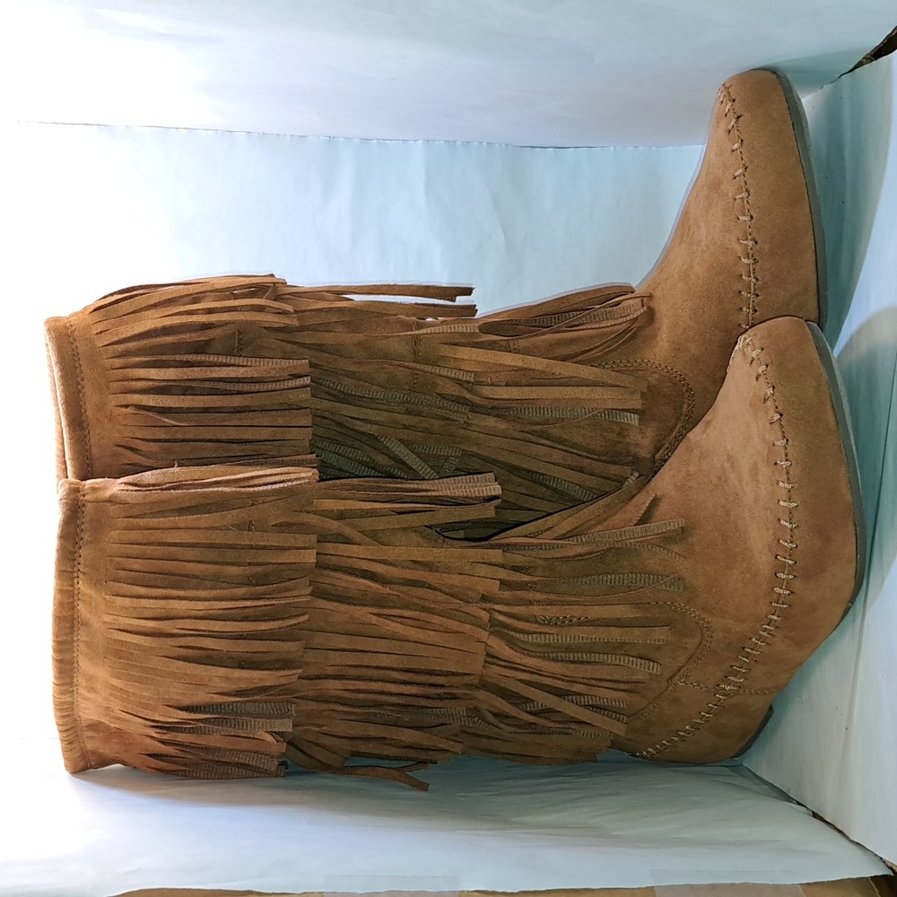Arizona Jean Co. AZ TIVA Chestnut Fringed Boots. New in Box. Size 10